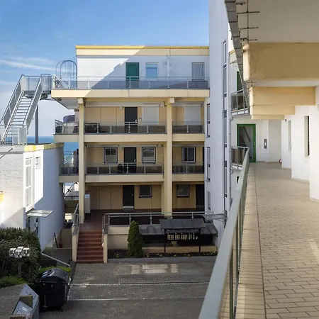 Miramar 510 Apartment